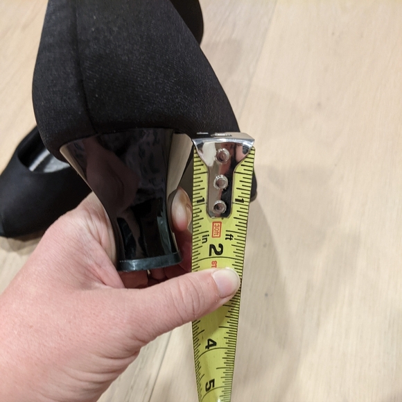 Abella Black Heels - Picture 2 of 12